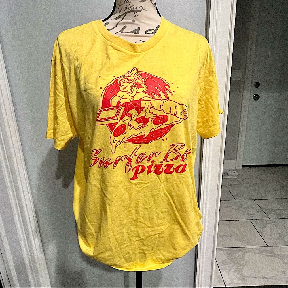 Netflix Stranger Things Surfer Boy Pizza Graphic Tee Shirt - Picture 11 of 16